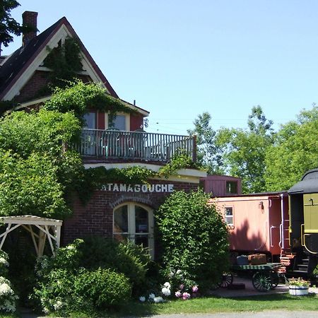 Train Station Inn Tatamagouche Экстерьер фото